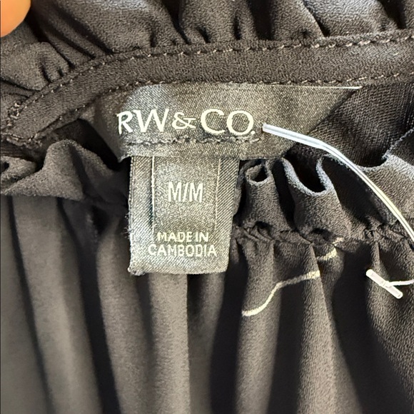 RW&CO. Black Floral Ruffle Top - Picture 4 of 4